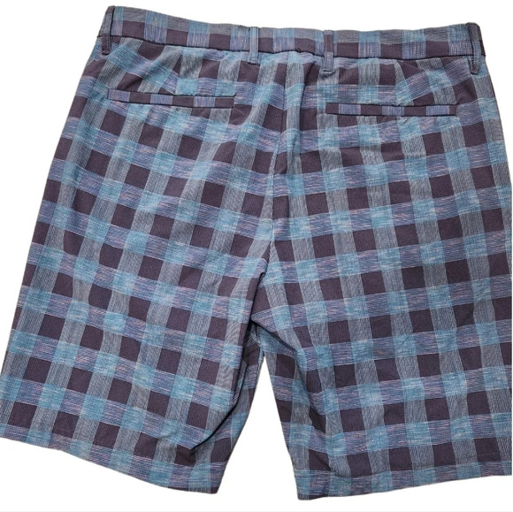 Tommy Bahama mens Tech and Caicos Island Zone shorts - Picture 2 of 8